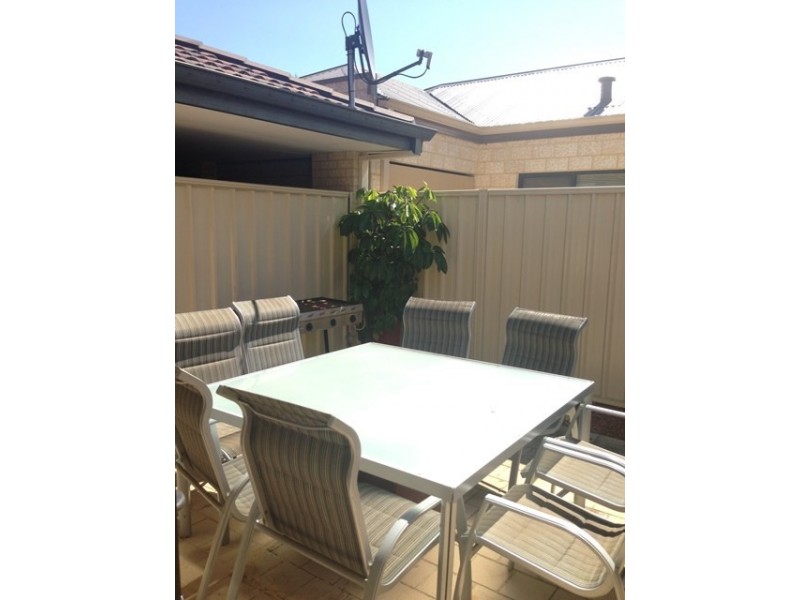 1/36 Loton Avenue, Midland WA 6056