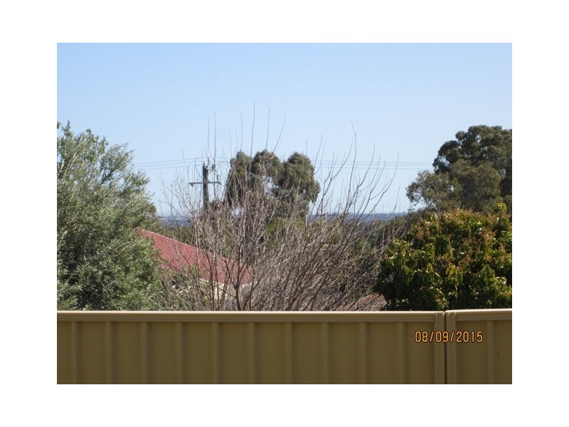 41 Cupello Drive, Swan View WA 6056