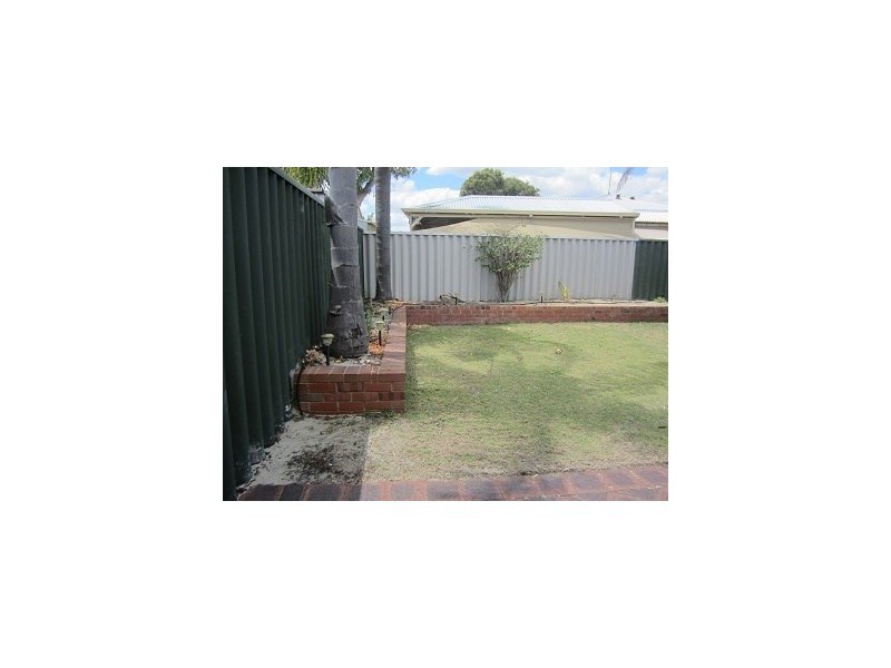 5 Burton Street, Stratton WA 6056