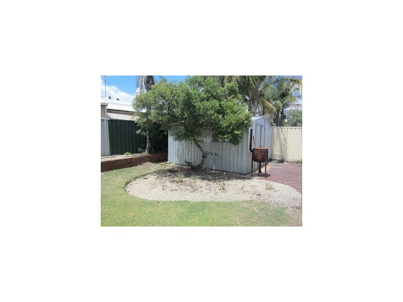 5 Burton Street, Stratton WA 6056