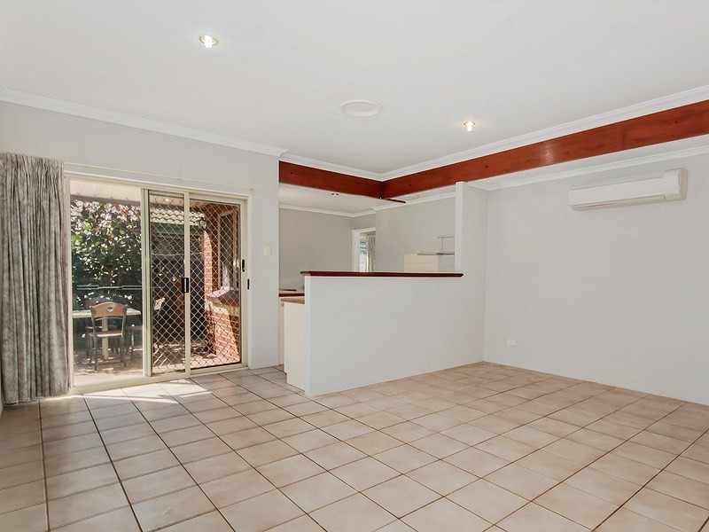 2/42 Charles Street, Midland WA 6056