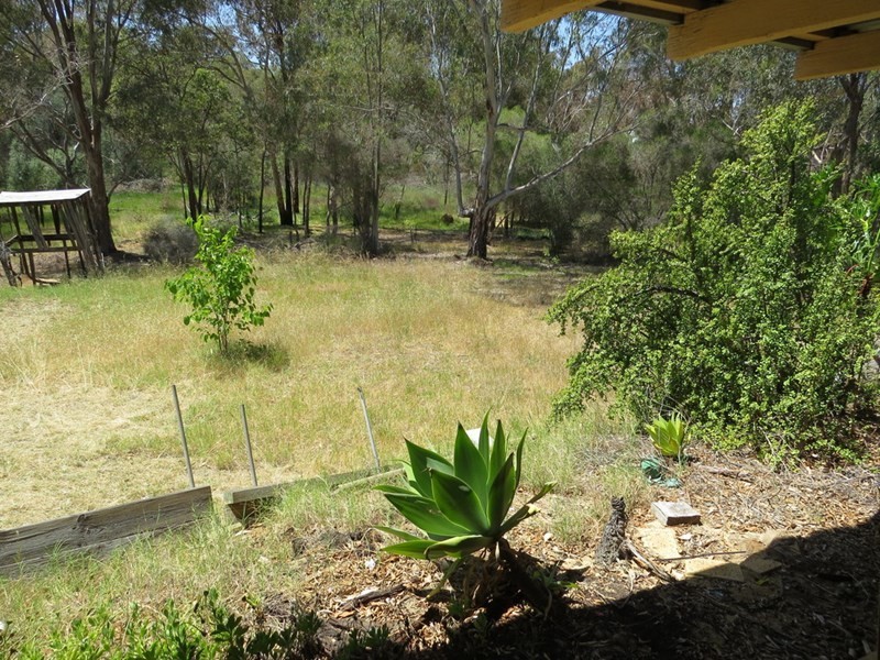 34 Tomlin Street, West Swan WA 6055