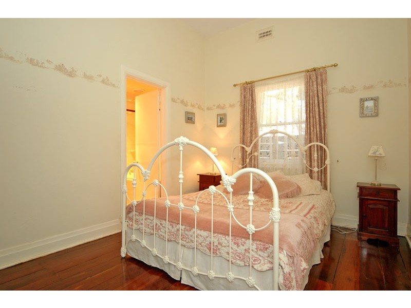 5 Martha Street, Guildford WA 6055