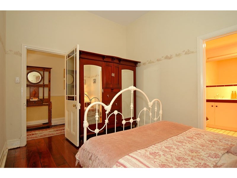 5 Martha Street, Guildford WA 6055