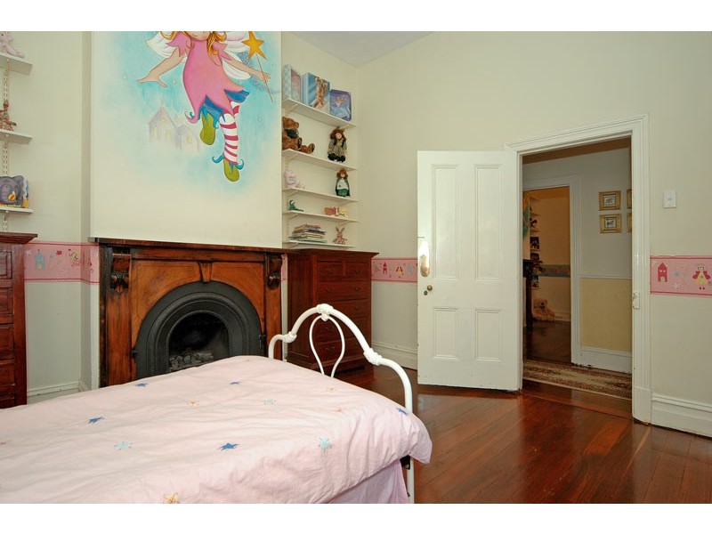 5 Martha Street, Guildford WA 6055