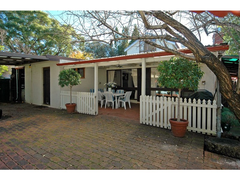 5 Martha Street, Guildford WA 6055