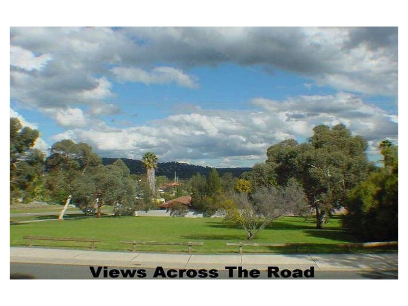97 Blanchard Road, Swan View WA 6056