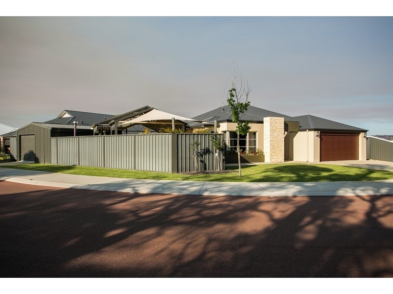 12 Cordovan Parkway, Aveley WA 6069
