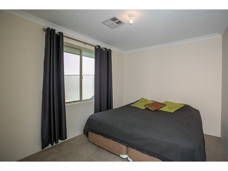 12 Cordovan Parkway, Aveley WA 6069