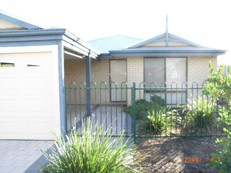 29 Grenache Crescent, Caversham WA 6055