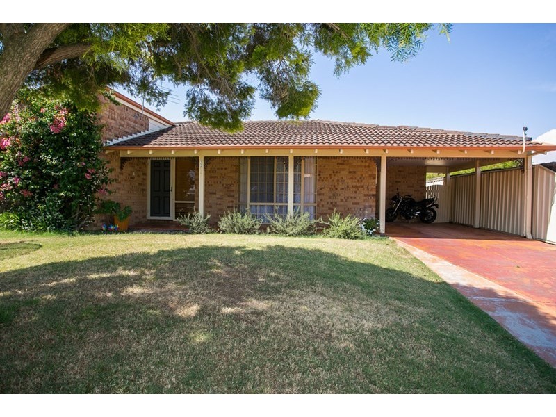 23 Bernley Drive, Viveash WA 6056