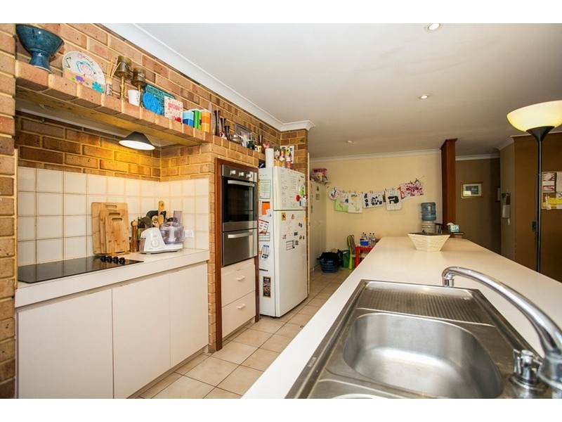 23 Bernley Drive, Viveash WA 6056