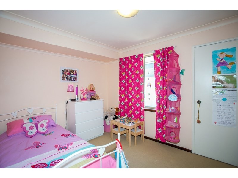 23 Bernley Drive, Viveash WA 6056