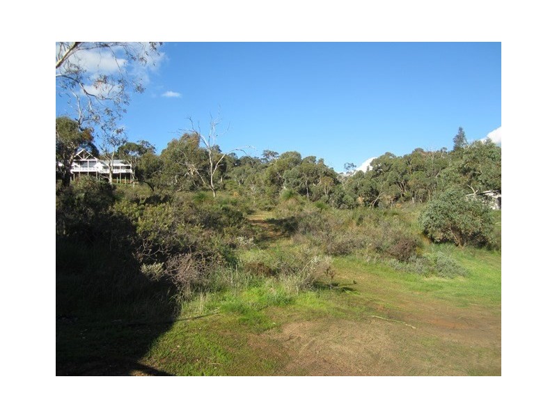 67 Holmes Road, Maida Vale WA 6057