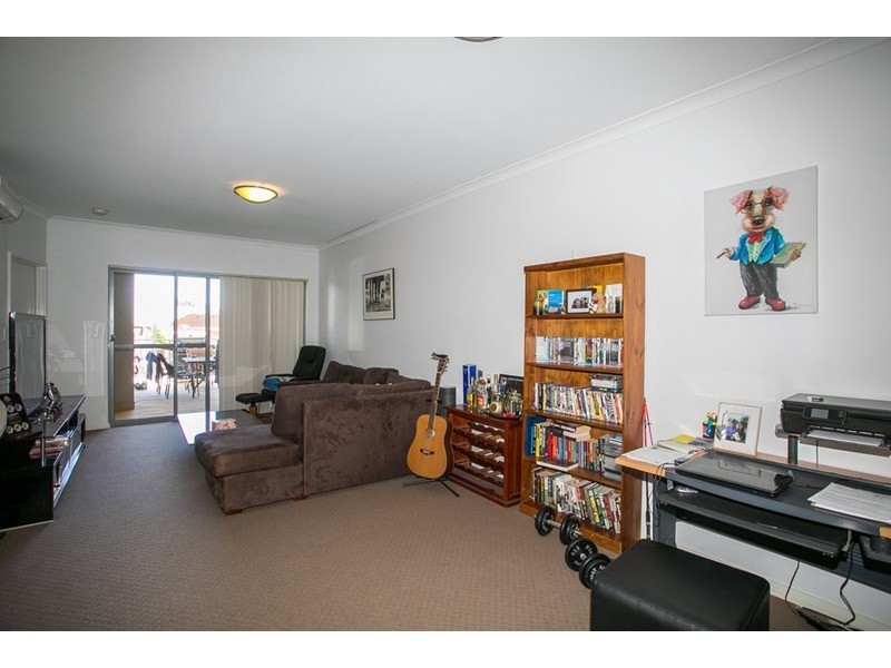 14/6 Keane Street, Midland WA 6056