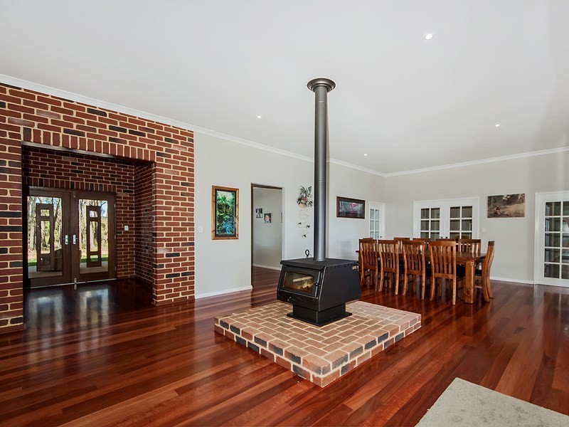 20 Owl Lane, Gidgegannup WA 6083