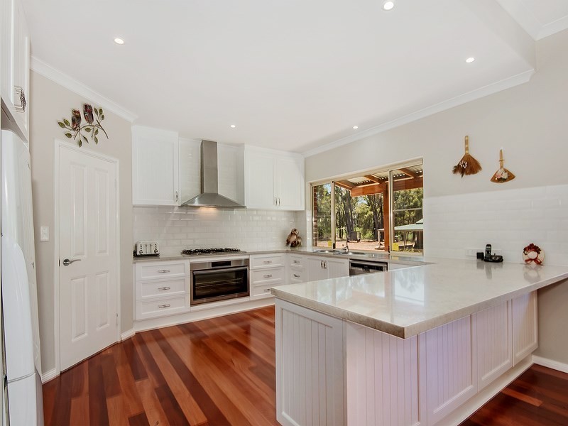 20 Owl Lane, Gidgegannup WA 6083