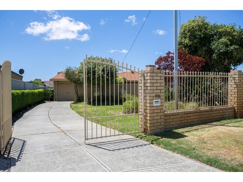 8B Mersey Place, Beechboro WA 6063