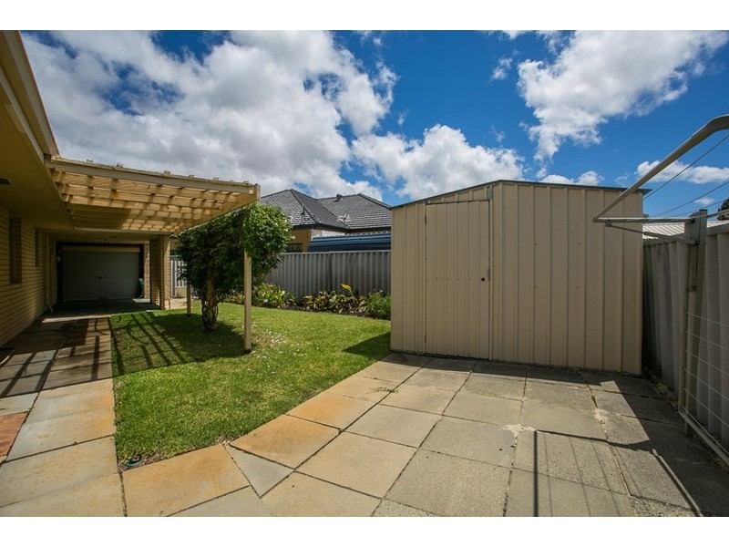8B Mersey Place, Beechboro WA 6063