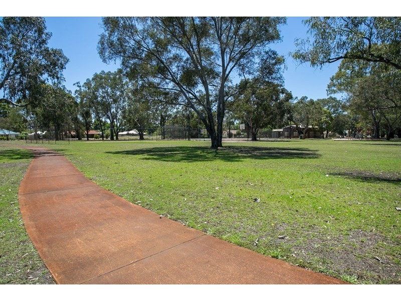 17 James Avenue, Hazelmere WA 6055