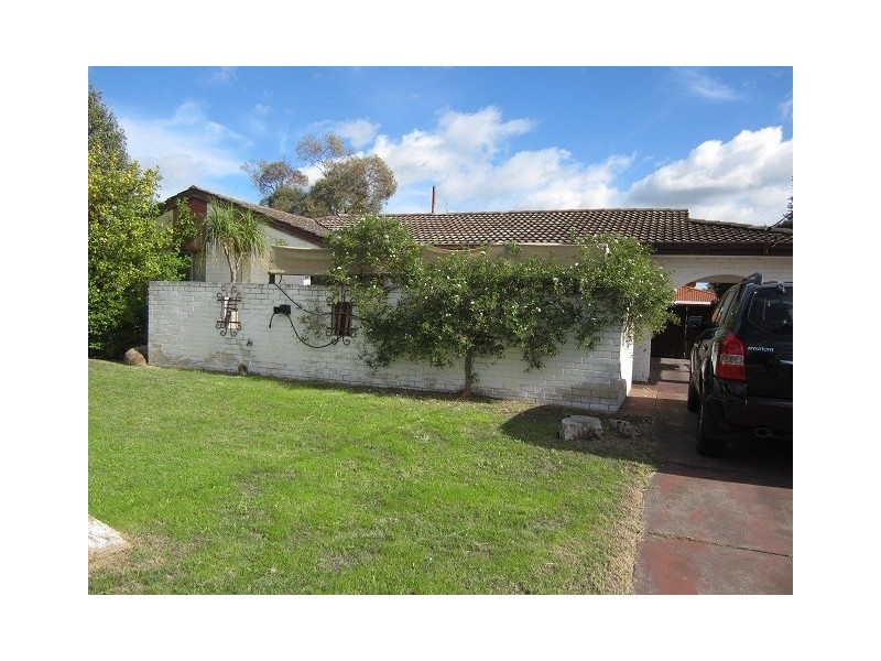 4 Moir Place, Midland WA 6056