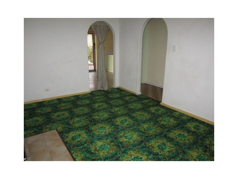 4 Moir Place, Midland WA 6056