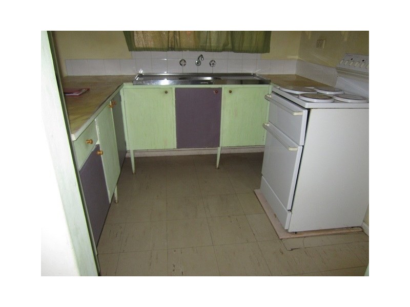 4 Moir Place, Midland WA 6056