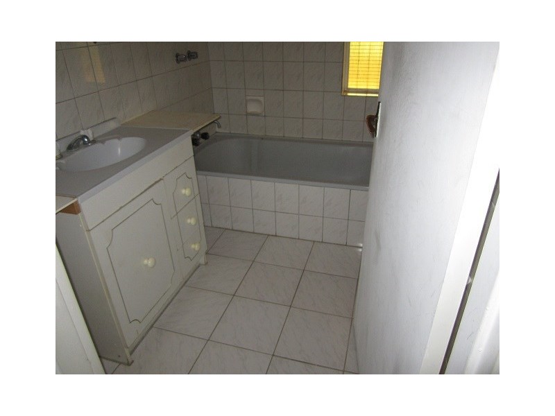 4 Moir Place, Midland WA 6056