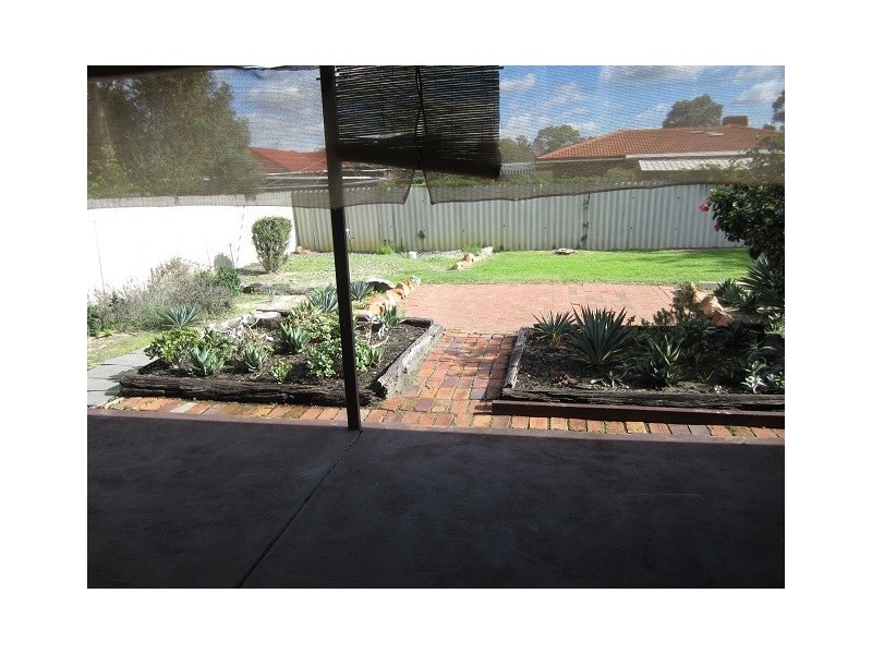 4 Moir Place, Midland WA 6056