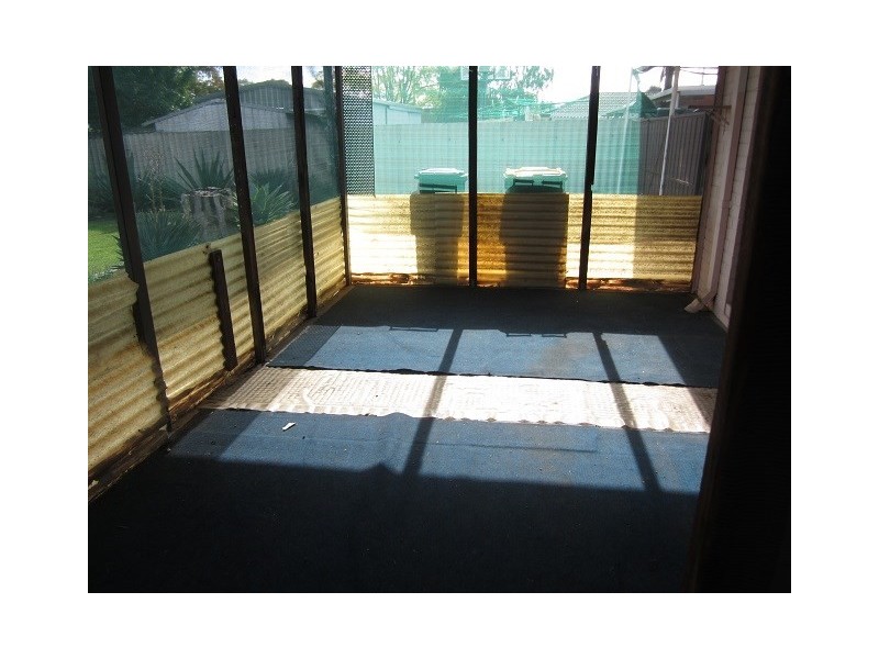 4 Moir Place, Midland WA 6056