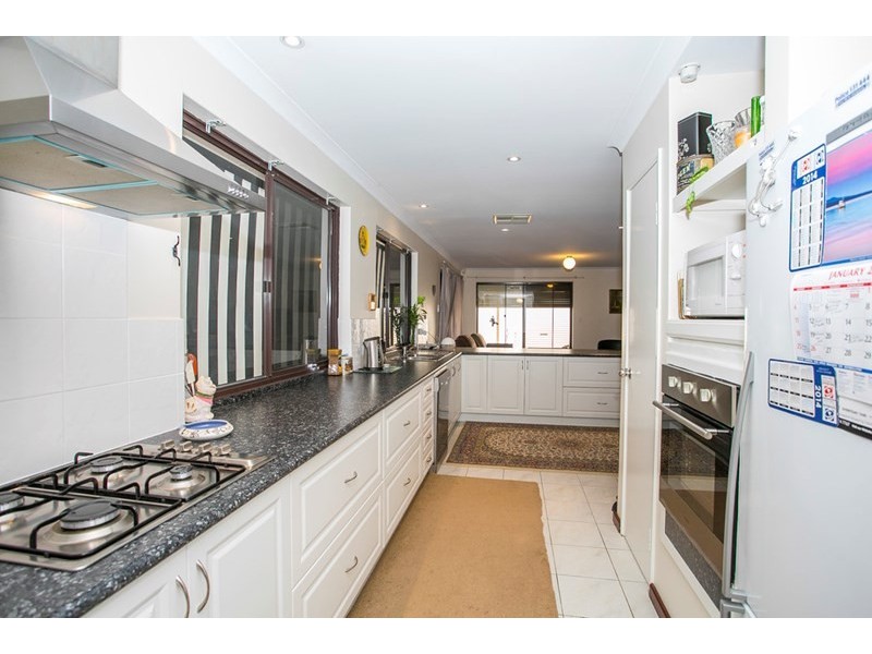 24 Tour Place, Middle Swan WA 6056