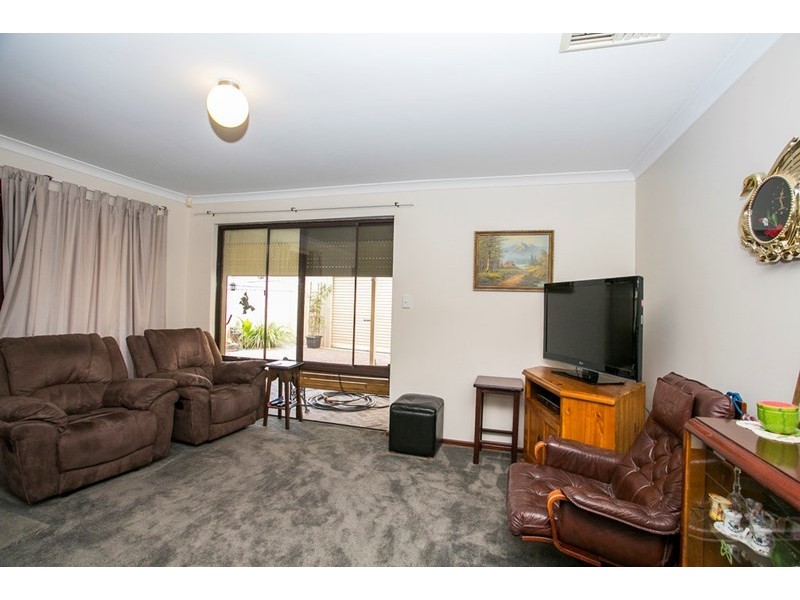 24 Tour Place, Middle Swan WA 6056