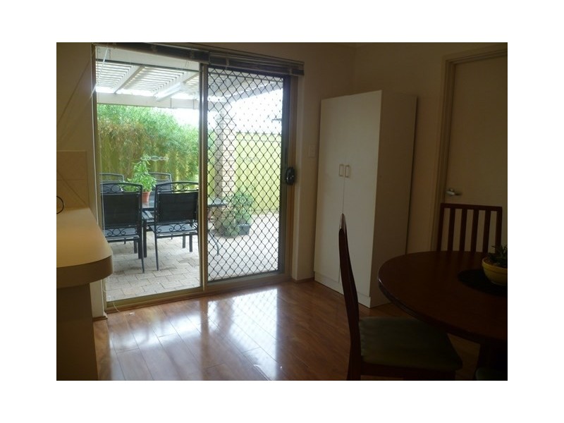 Unit 2, 12 Fogerthorpe Crescent, Maylands WA 6051