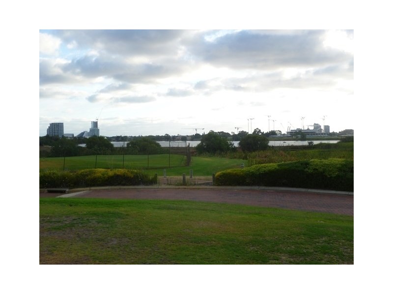 Unit 2, 12 Fogerthorpe Crescent, Maylands WA 6051