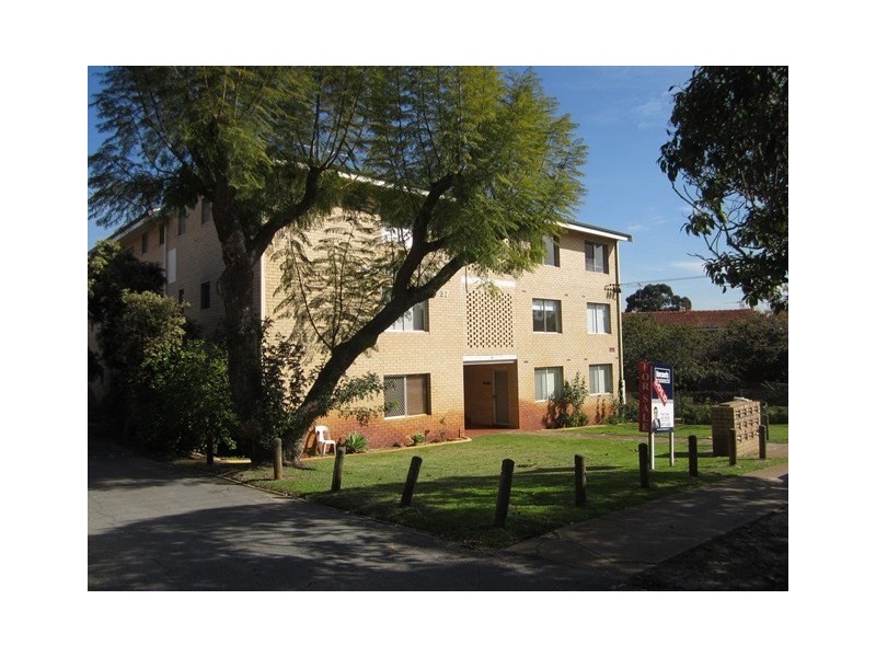 11/57 Tenth Avenue, Inglewood WA 6052