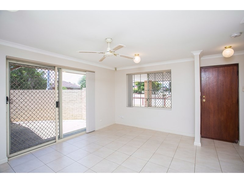 1/75 Sayer Street, Midland WA 6056