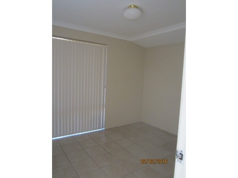 13 Gladstone Avenue, Swan View WA 6056