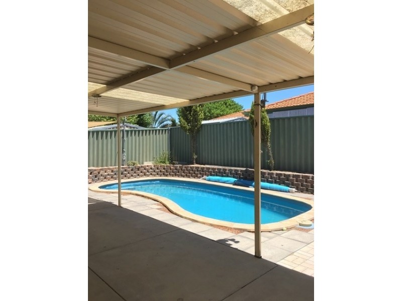 41 Copeland Drive, Redcliffe WA 6104