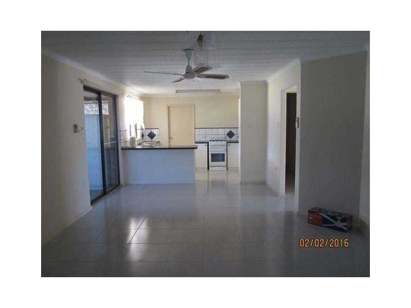 76 Blackadder Road, Swan View WA 6056