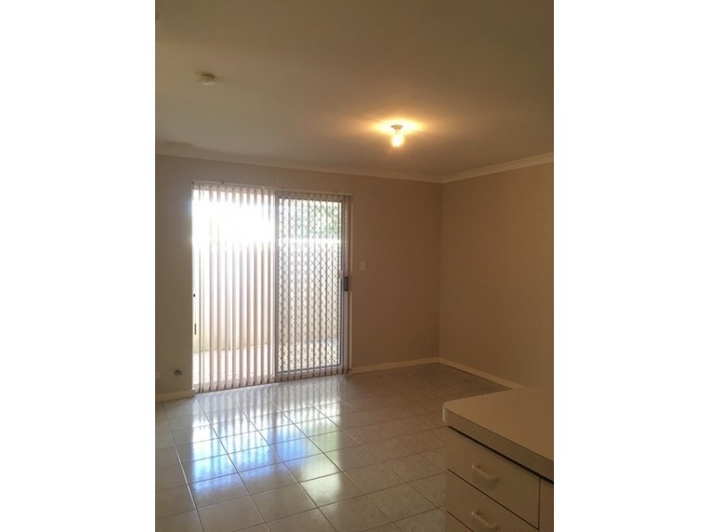 Unit 4, 79 Great Northern Highway, Midland WA 6056