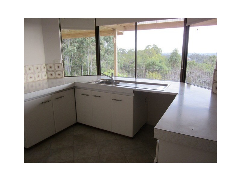 15 Boorabilla Way, Greenmount WA 6056