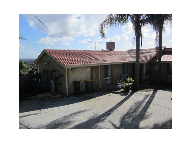 15 Boorabilla Way, Greenmount WA 6056