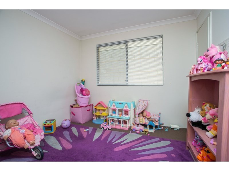 10/4 Melita Drive, Helena Valley WA 6056