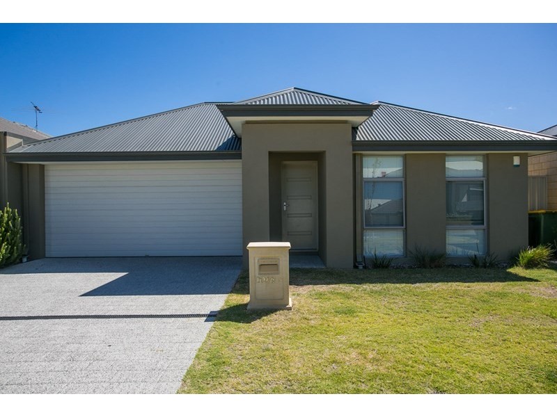10/4 Melita Drive, Helena Valley WA 6056