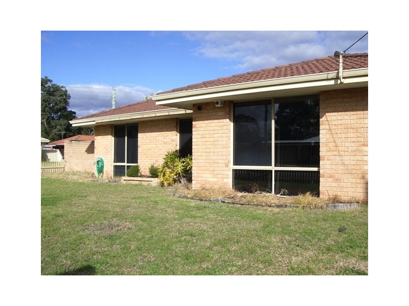 28 Blue Gum Place, Midvale WA 6056