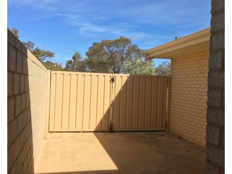 Unit 27, 8 Searle Street, Middle Swan WA 6056