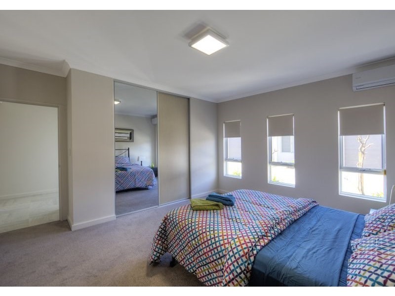 2, 75 Hartfield Road, Forrestfield WA 6058