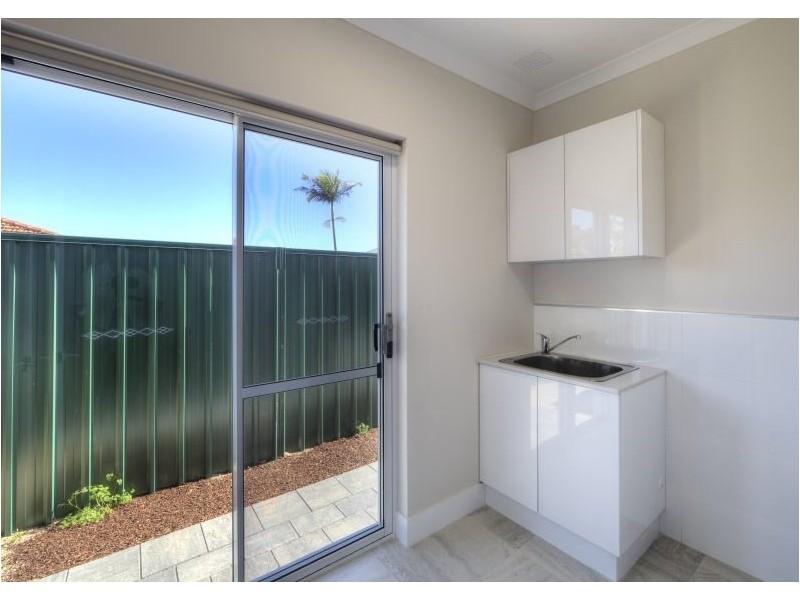 2, 75 Hartfield Road, Forrestfield WA 6058