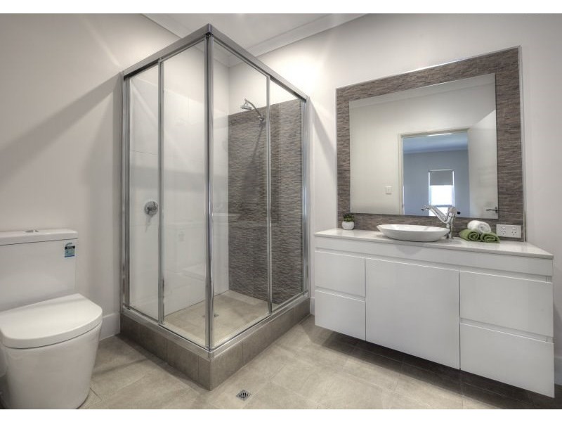 2, 75 Hartfield Road, Forrestfield WA 6058