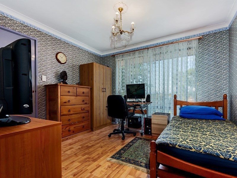 72 Patterson Drive, Middle Swan WA 6056